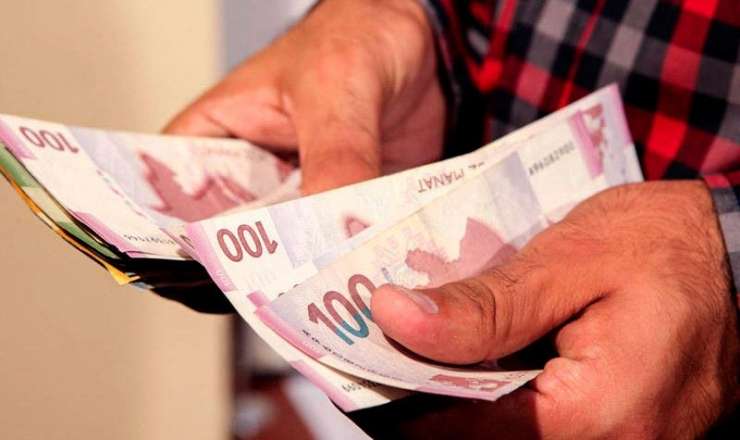 Bu şəxslərə 1600 manat verildi 