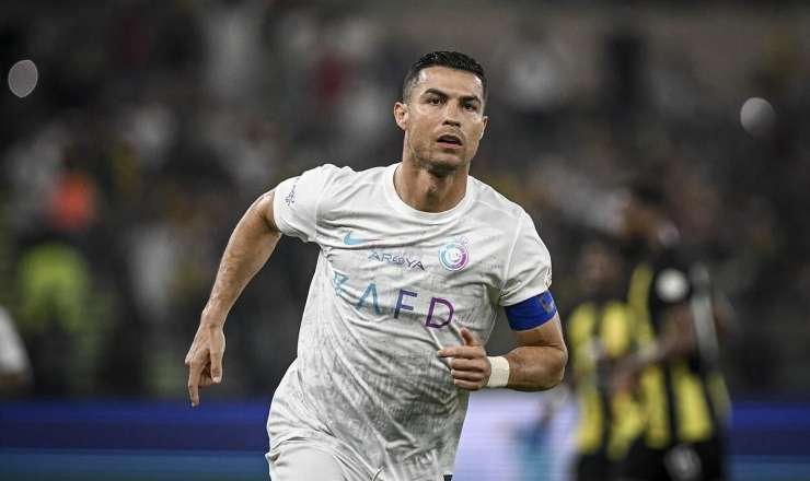 Ronaldo geri qayıdır, boykota son qoydu 