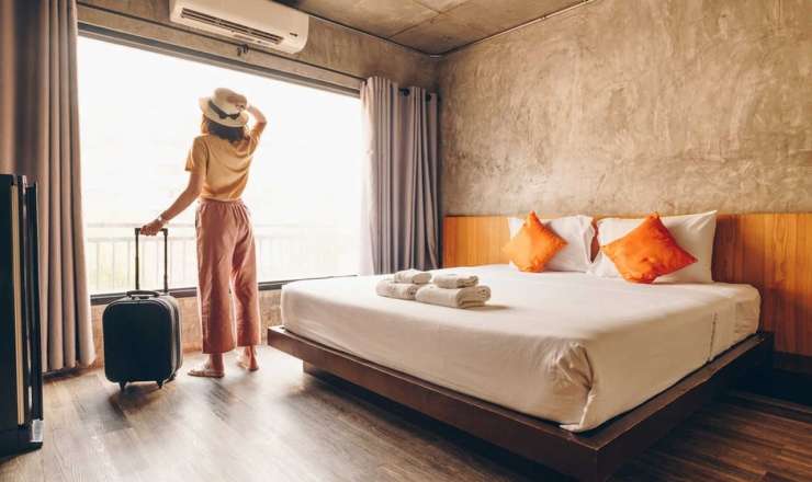 Otel otaqlarında turistləri narahat edən lazımsız əşyalar 