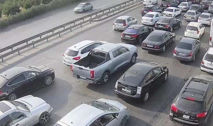 Binəqədi şossesində hərəkət tam məhdudlaşdırılacaq 