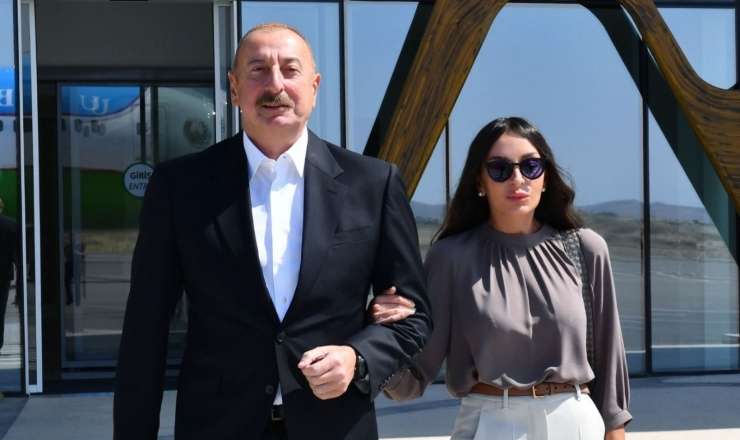 Prezident və xanımı Ağdərədə 