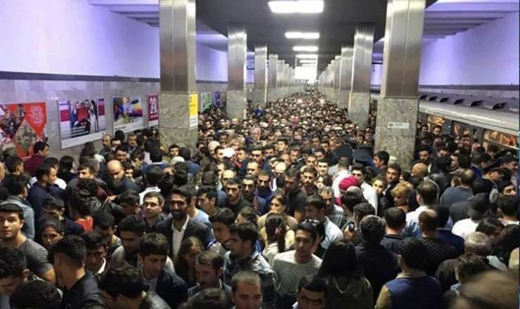 Metroda problem yarandı - YENİLƏNİB 
