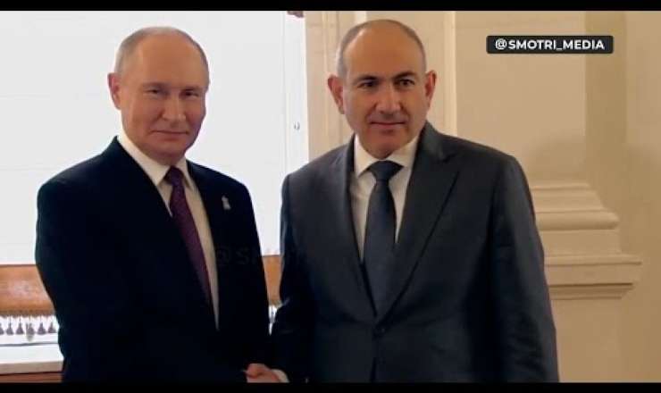 Putin Paşinyanı belə qarşıladı - VİDEO 