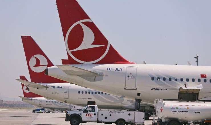 Türkiyə Rusiya ilə uçuşları bərpa edir 