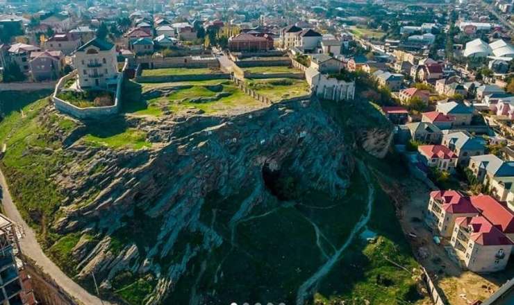 Bakıda dağ satışa çıxarıldı  