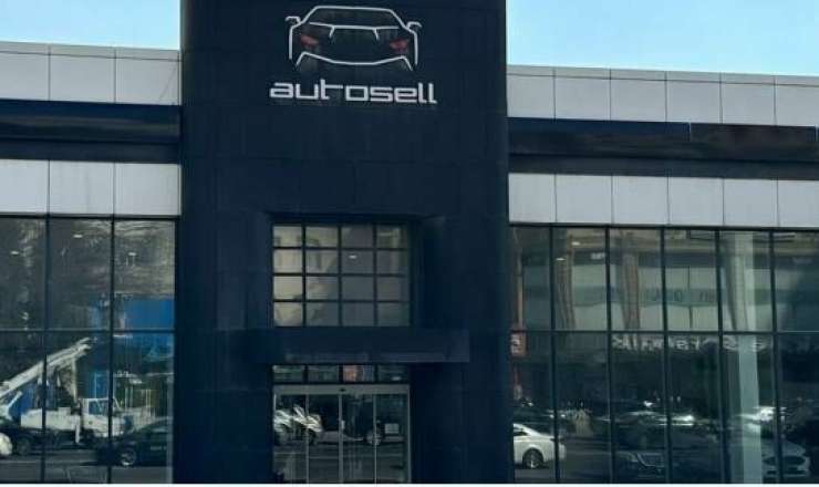 "Autosell"  lizinq şirkəti vətəndaşın avtomobilini oğurladı - "Reket kimi davranırlar" 
