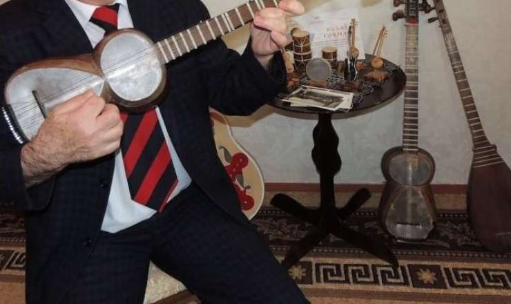 Tanınmış tarzən vəfat etdi - FOTO