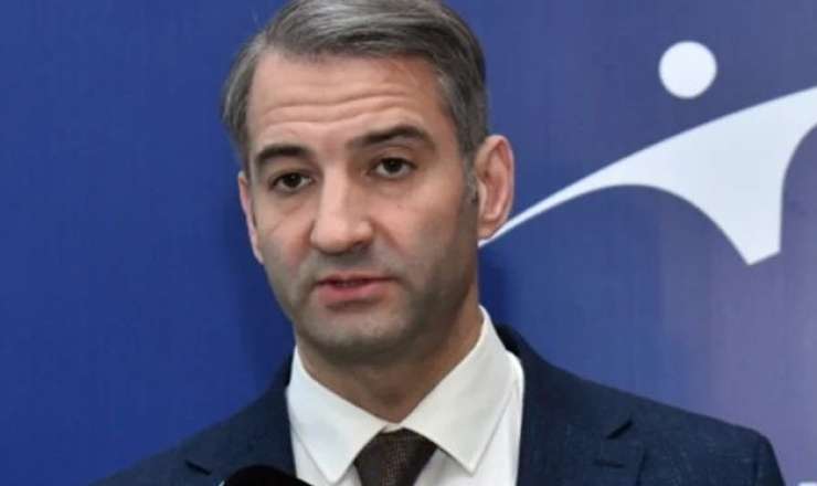 Gənclər Fondunun icraçı direktoru işdən çıxarılıb? 