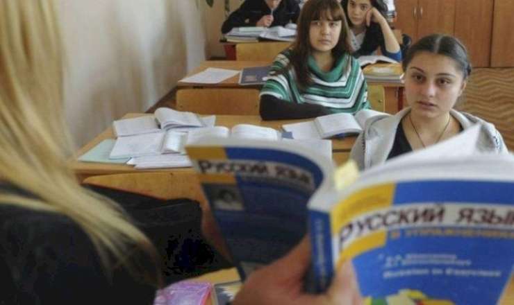Rusdilli məktəblərin bağlanması gündəmdə - "Ciddi dövlət nəzarəti olmalıdır" 