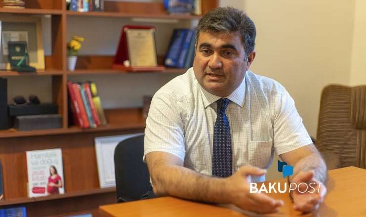 “Ciddi həkimlərə çamur atmaq, başın üçün deyil”  – Məşhur həkimdən Qənirə Ataşa ismarıc 