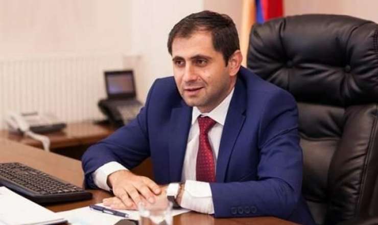 Ermənistanda nazirin müşaviri həbs edildi 