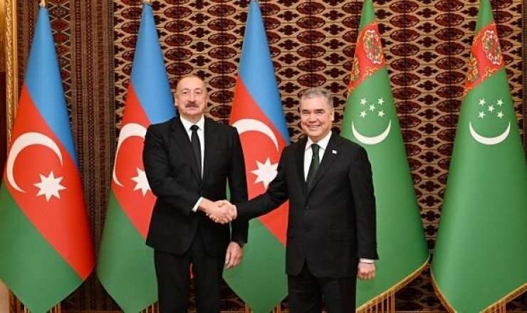 İlham Əliyev Berdiməhəmmədovla təkbətək görüşdü 