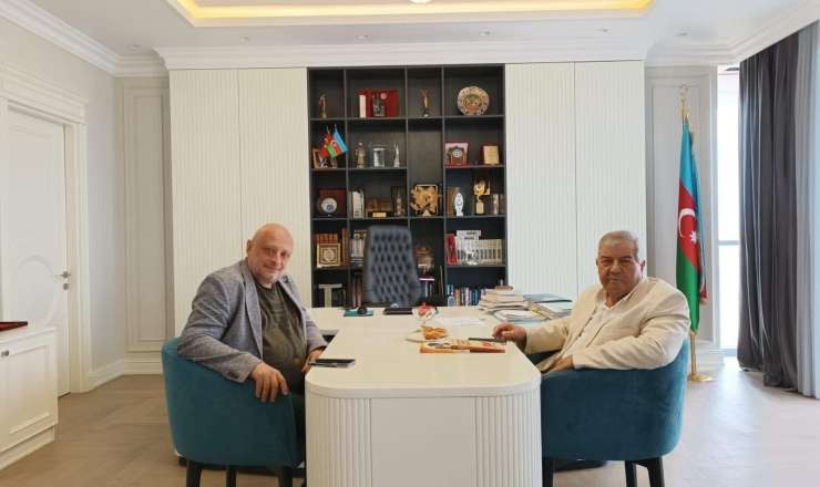 Sabir Rüstəmxanlı Ukrayna yazıçısı ilə görüşdü 