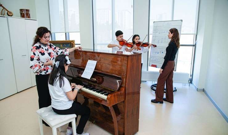 Musiqi məktəblərinə qəbulla bağlı NARAZILIQ: "Ən yüksək balla da ödənişsizə düşmək mümkün deyil" 