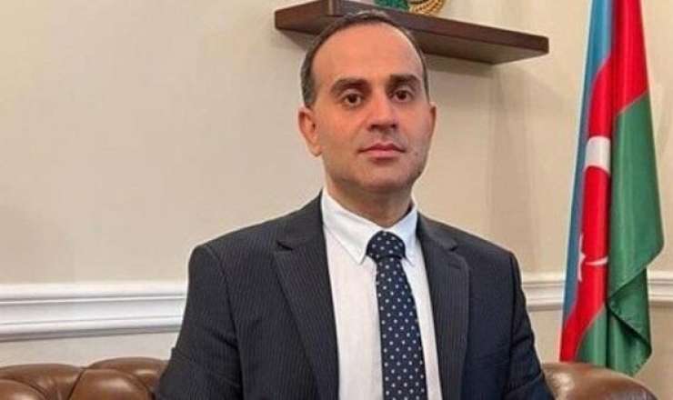 Səfirimizin katibəsindən qeyri-qanuni uşağı var? - FOTO 