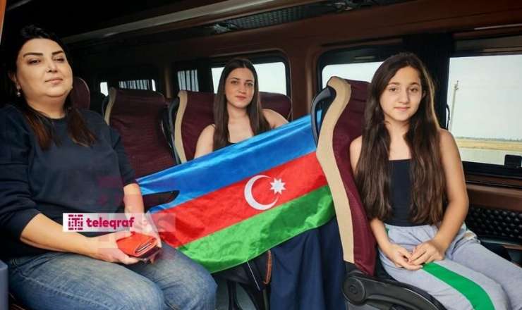 Xocalının Daşbulaq kəndinə ilk köç baş tutdu 