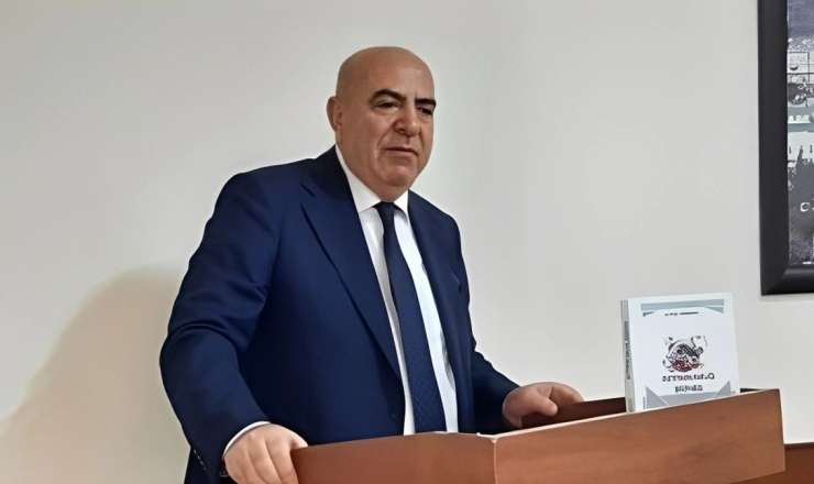 Tanınmış alimin ölkədən çıxışına "STOP" qoyuldu 
