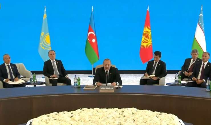 İlham Əliyevin təklifi: Niyə 2026-da və niyə Azərbaycanda? - Zakaryan 