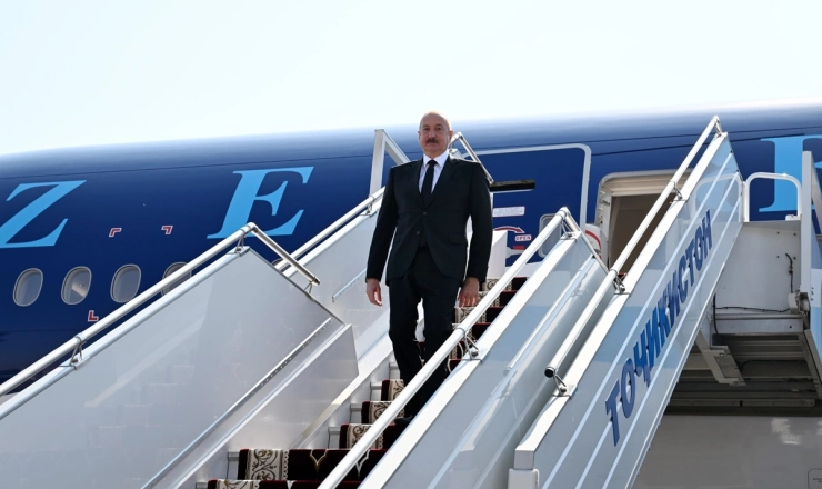 Prezident Tacikistana getdi - FOTO/VİDEO