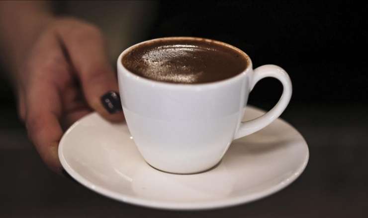 Qəhvəni çox içdikdə orqanizmdə  nə baş verir?