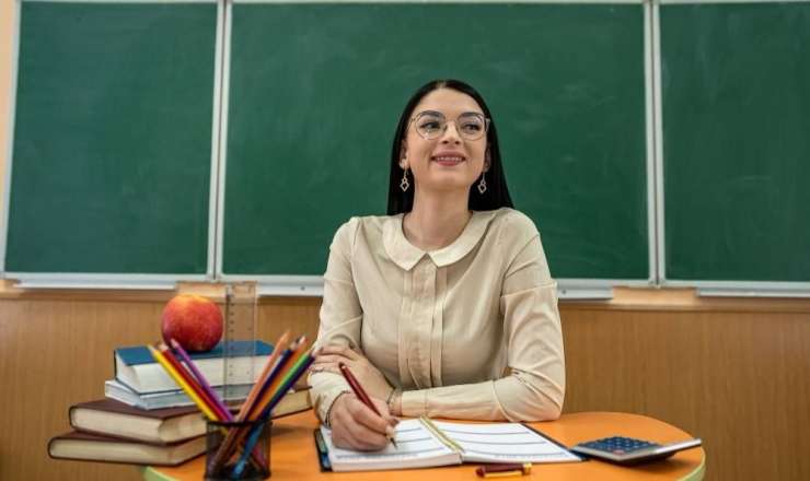 Müəllimin ixtisas, yoxsa kurikulum biliyi vacibdir? - VİDEO