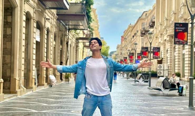 Hindistanlı gənc aktyor Bakıda iki klip çəkdi - FOTOLAR 