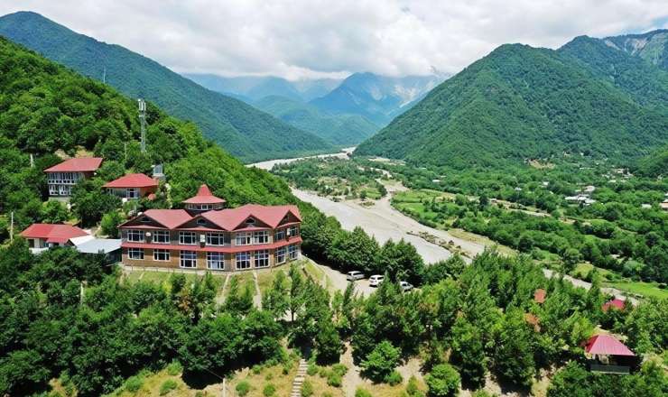 100 tursitdən 20-si rayonlara gedir - Bölgə turizmi niyə inkişaf etmir? - AÇIQLAMA 