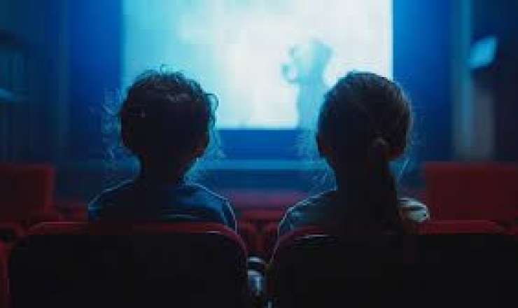 Kinoteatrda film izlədikdən sonra    15 nəfərin gözü yandı 