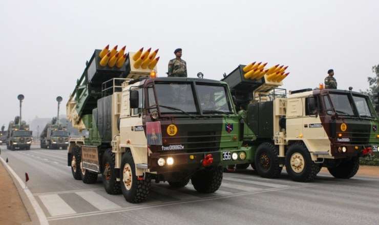 Ermənistan Hindistanla 4 milyardlıq silah sazişi imzalayacaq 