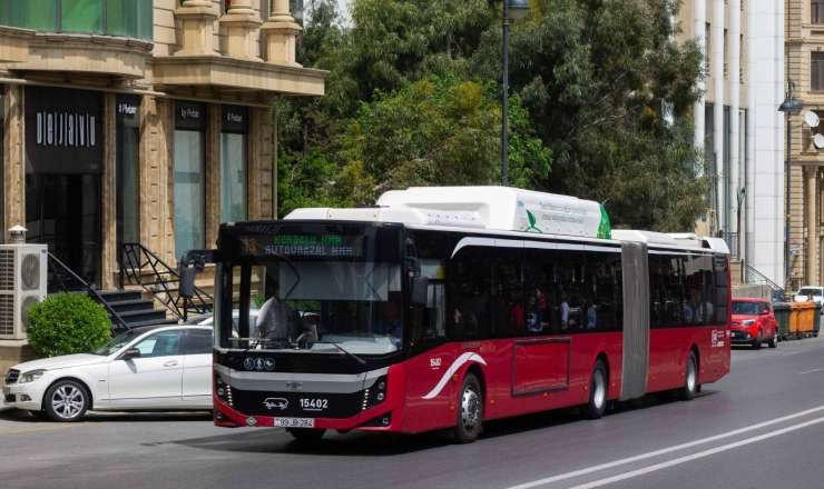Sumqayıtdan Bakıya yeni avtobuslar – 18 metrlik uzunluqda (YENİLƏNİB) 