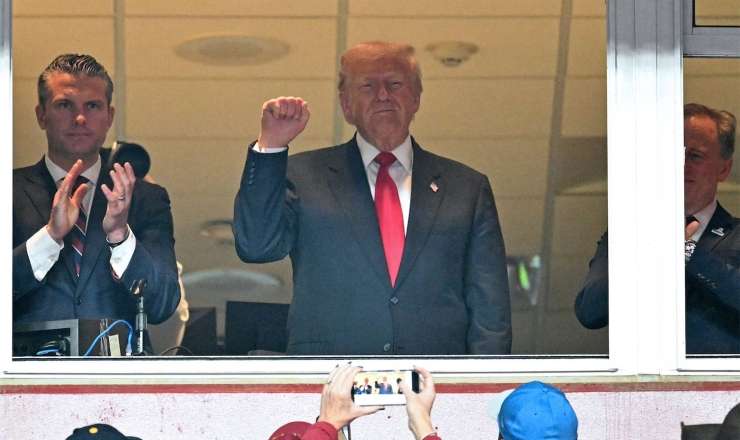 Trampdan heyrətləndirəcək addım – 50 il sonra ilk dəfə 