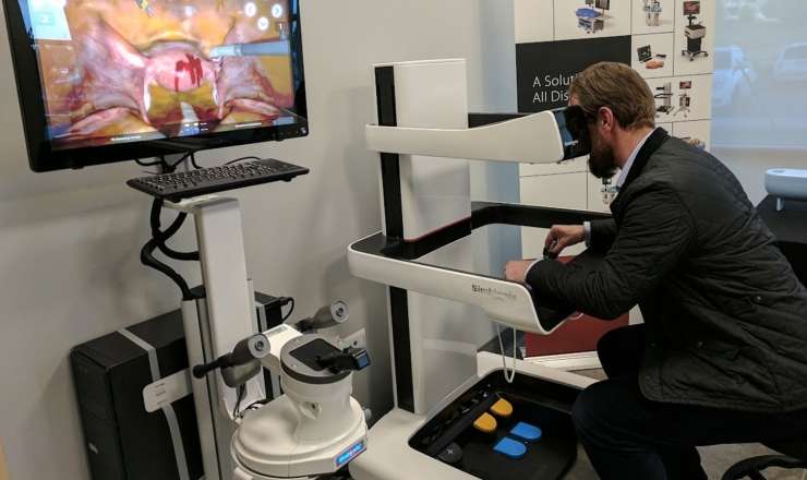 Amerikalı və ingilis cərrahlar uzaqdan beyin əməliyyatı apardı – Dünyada ilk   