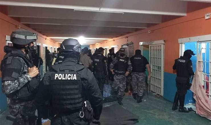 Ekvador həbsxanasında qiyam – Məhbuslar 31 nəfəri edam etdi 