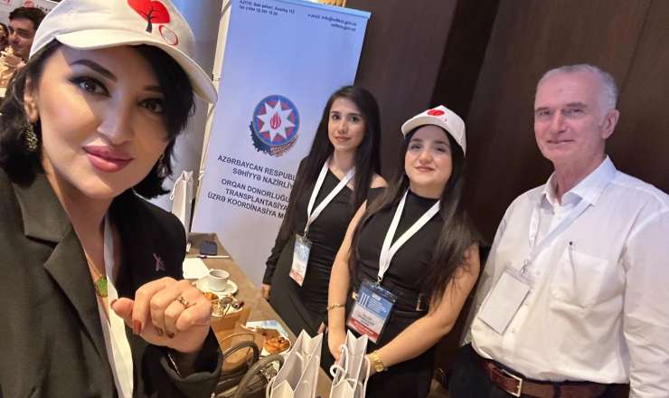 Daha bir tanınmış həkim orqanlarını bağışladı 