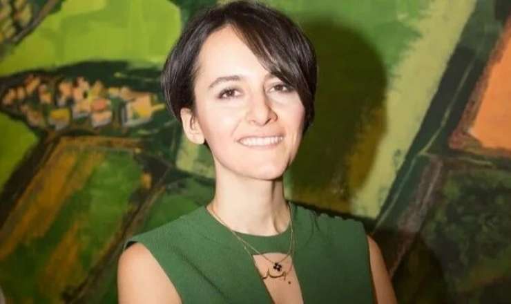 "Sabiq nazirin qızı Məhsətini buna görə "əxlaqsız" çıxarıb..." 