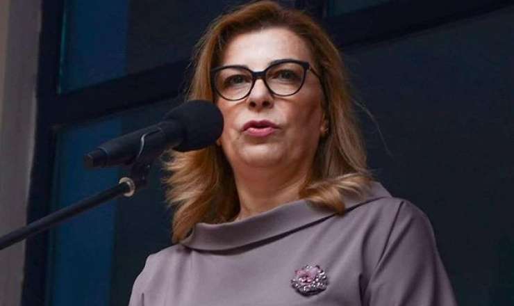 İradə Xəlilova məhkəməyə gəlmədi - Qızının qızıllarını ələ keçirənə hökm oxundu 