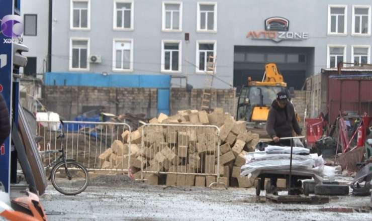 "Təkər aləmi" kimi tanınan bazar SÖKÜLÜR - VİDEO 