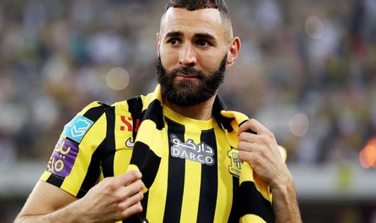 Benzema Pikassonun bu əsərini aldı 