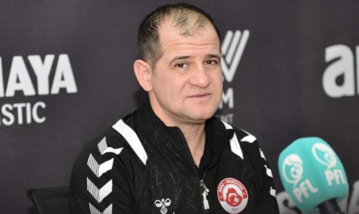 Elmar Baxşıyev istefaya göndərildi 