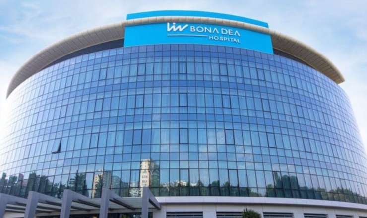 "Ağır xəstələri bir iynəyə görə saatlarla gözlədirlər" - "Bona Dea"dan ŞİKAYƏT - YENİLƏNİB 