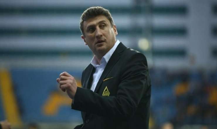 AFFA baş məşqçini cəzalandırdı – Söyüş Sxadadzeyə baha başa gəldi 