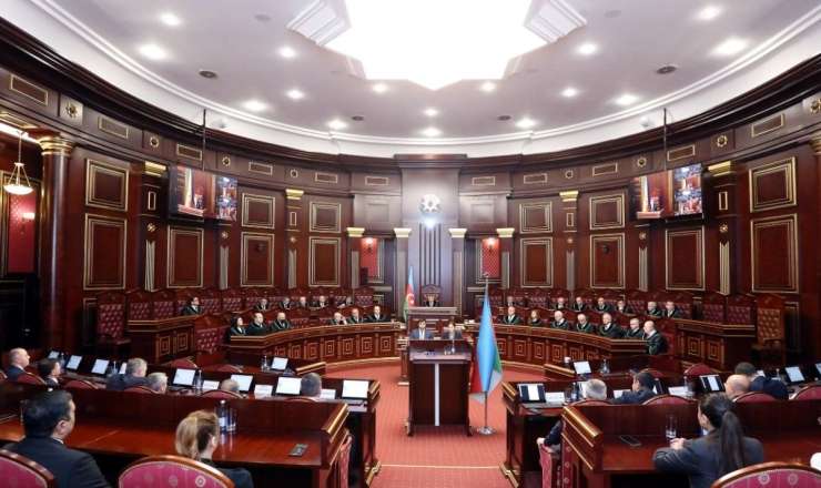 Yeni təyin olunan 45 hakim Ali Məhkəmədə and içib - FOTO 