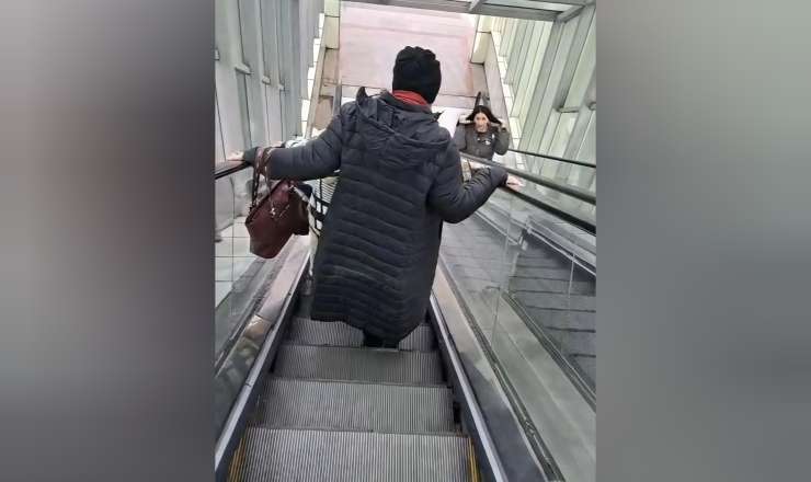 İllərdir davam edən eskalator problemi: "Hamilə qadınlar əziyyət çəkir" - VİDEO 