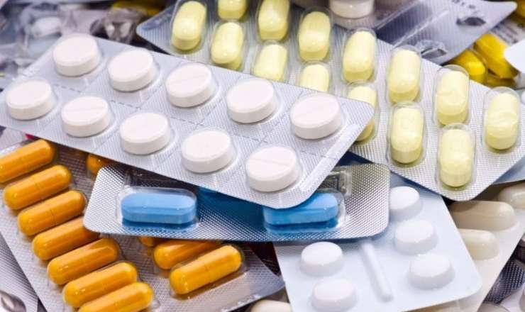 Dərmanların kəskin bahalaşmasının səbəbi: “Gömrük rüsumu və ƏDV-dən azad olunmalıdır” 