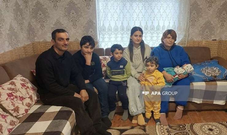 10 uşaq anasından Azərbaycan qadınlarına çağırış 