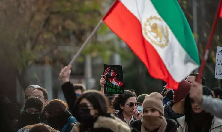 Tehranda qanlı qarşıdurma: Tələbələr küçələrə çıxdılar - VİDEO 