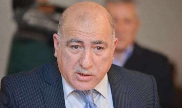 Pənah Hüseyn yeni qadağaları dəstəklədi: Söz azadlığı pozulmadan ictimai əxlaq qorunmalıdır 