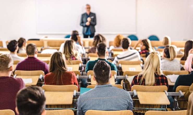 Bu şəxslərin təhsil haqqını dövlət ödəyəcək 