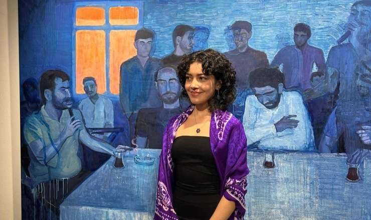 19 yaşlı rəssam Ülviyyə İman meyxananı Londona apardı – FOTO 