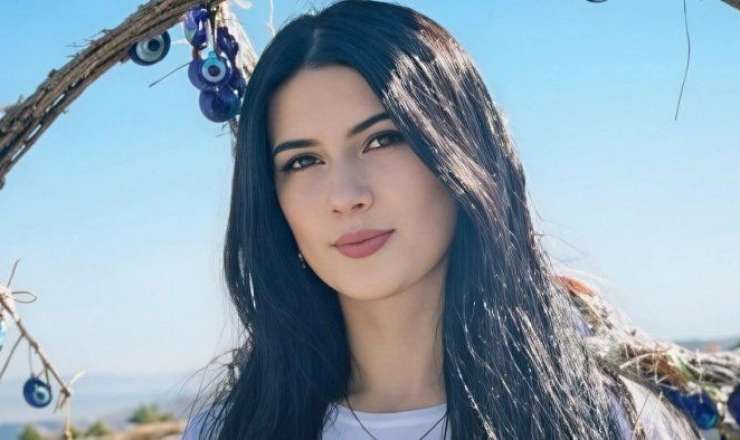 "İdrak" liseyində güllələnən müəllim sabiq vəzifəli şəxsin NƏVƏSİ İMİŞ 